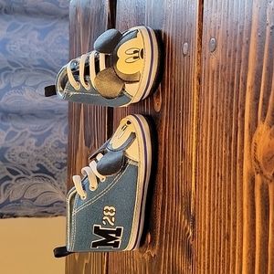 Mickey mouse 9-12 month shoes